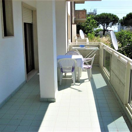 Stella 1 Apartamento Roseto Degli Abruzzi Exterior foto